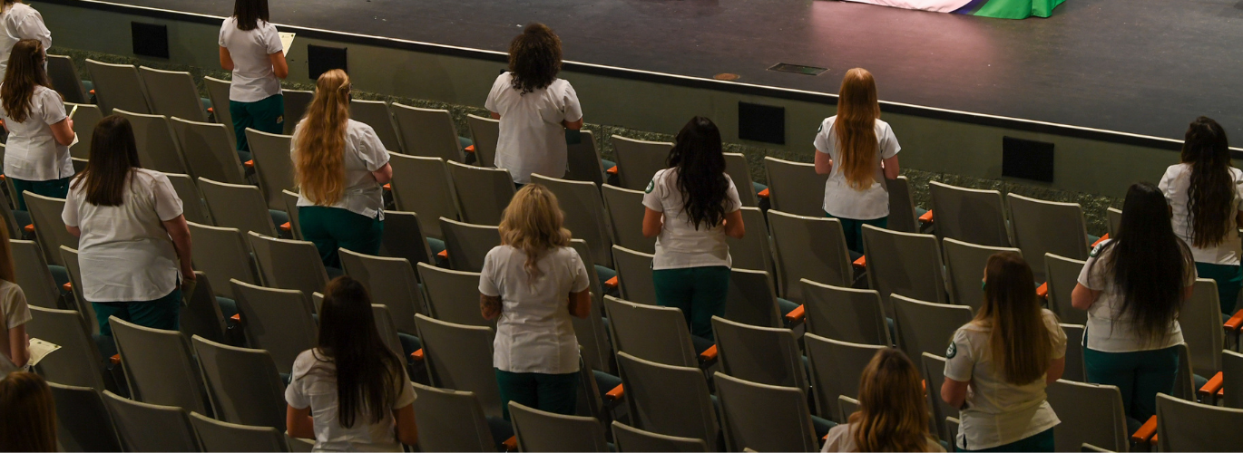 Nursing students pledge in auditorium