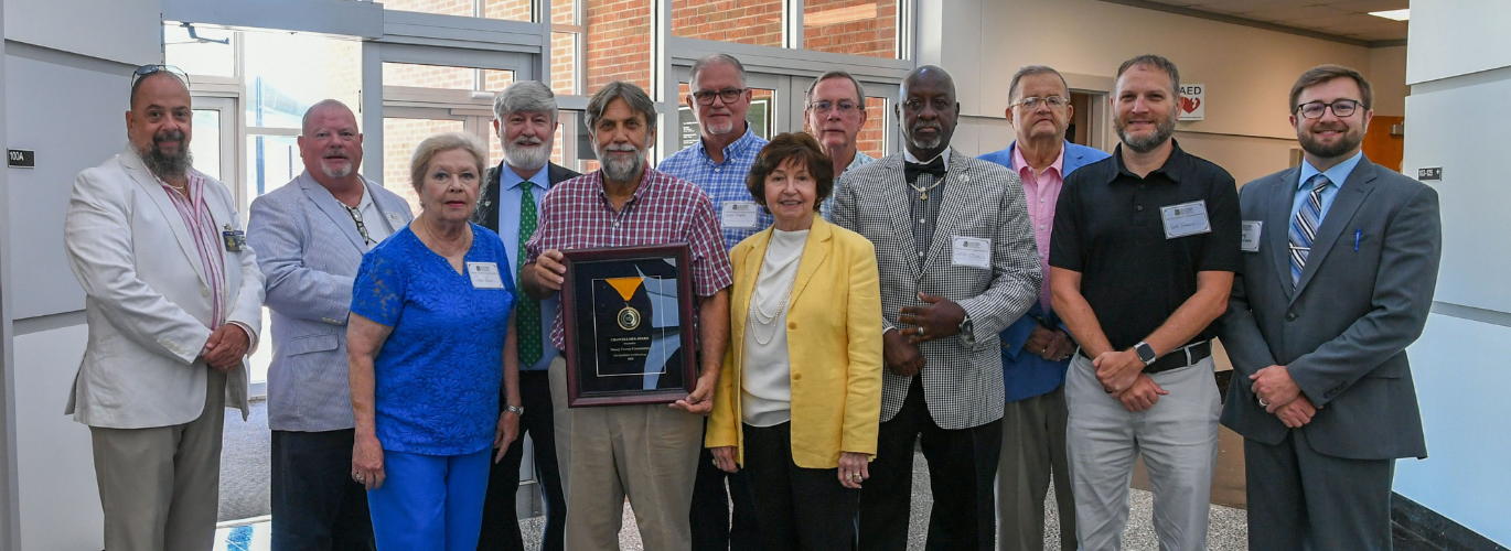 The Maury County Commission receives the 2022 Chancellor’s Award for Excellence in Philanthropy on behalf of the Tennessee Board of Regents.